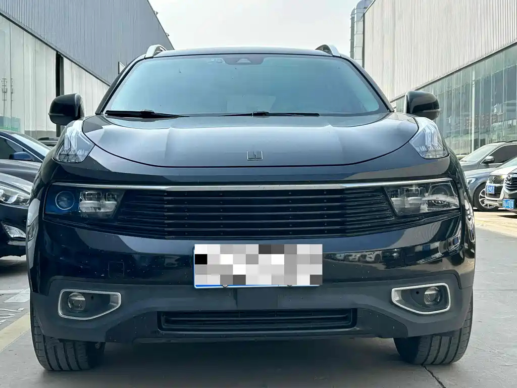 LYNK&CO 01 2018