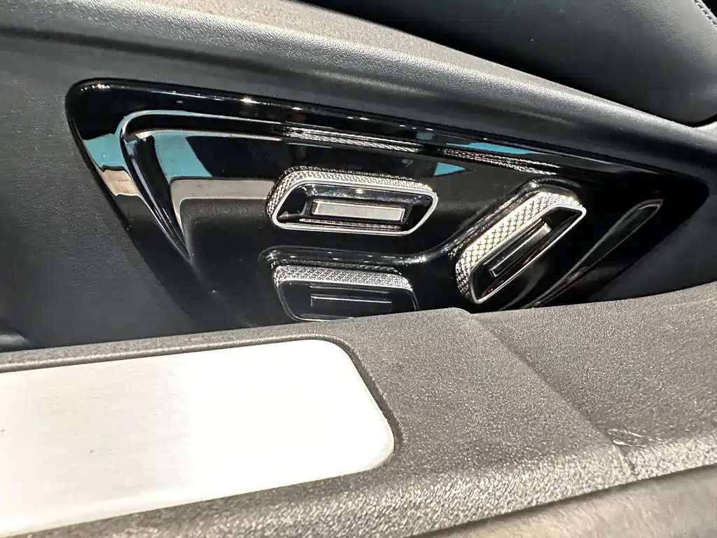LINCOLN Z 2023