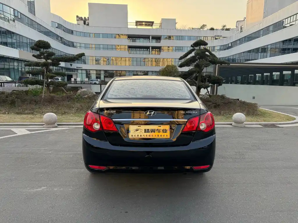 HYUNDAI CELESTA 2009