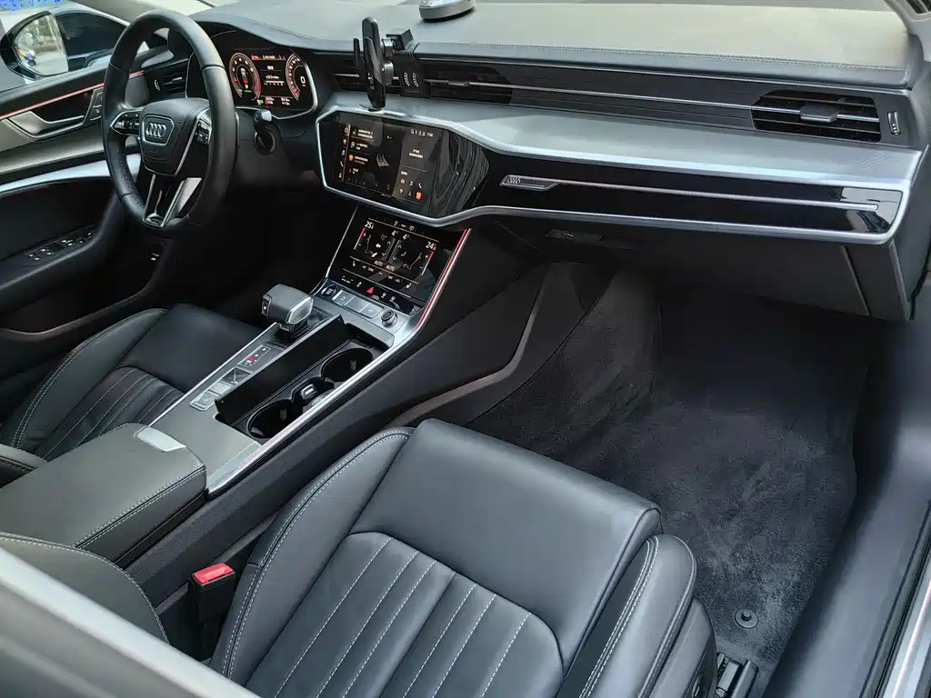 AUDI A6L 2022