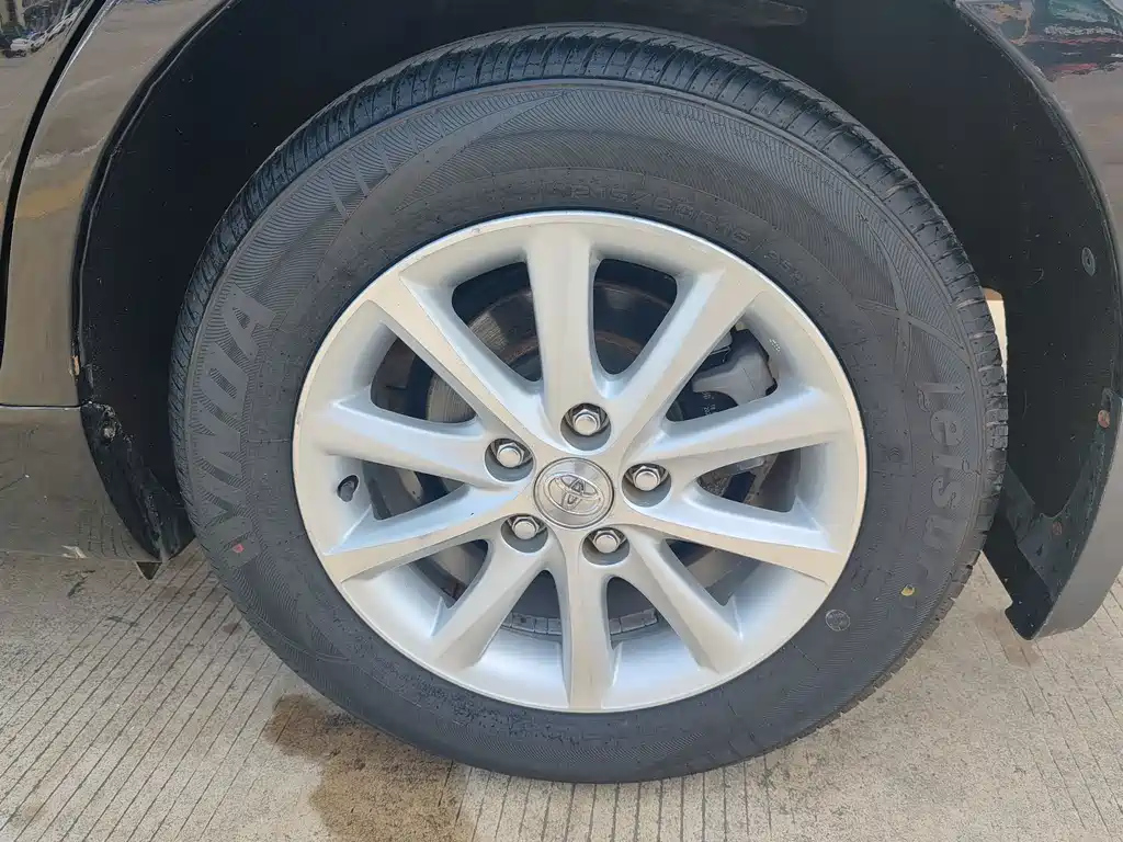 TOYOTA CAMRY 2013