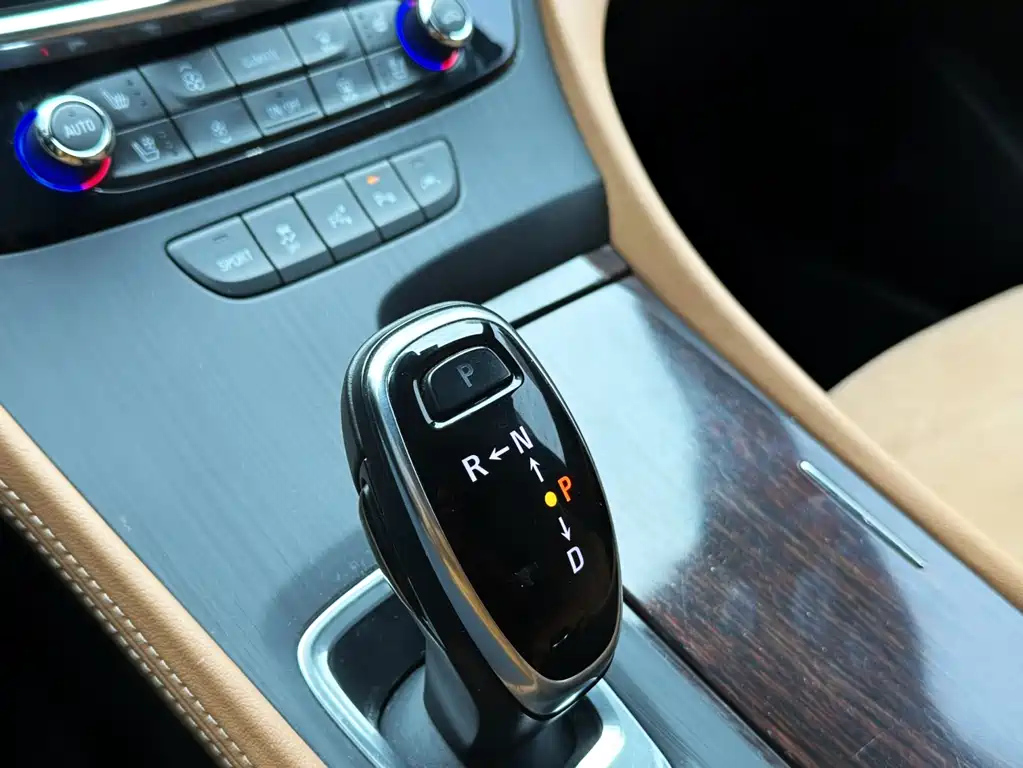BUICK LACROSSE 2020