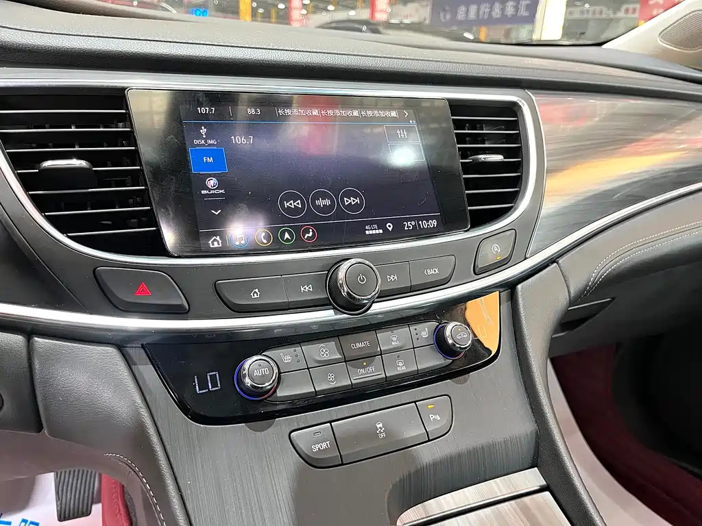 BUICK LACROSSE 2020