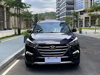 HYUNDAI TUCSON 2015