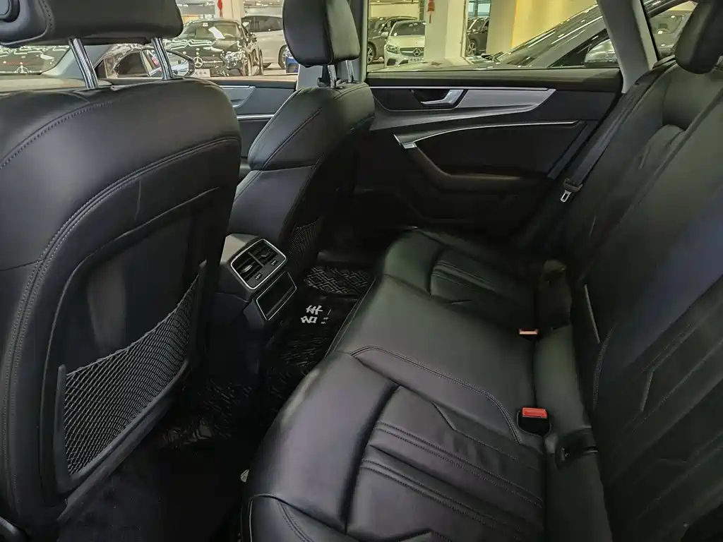 AUDI A7 2022