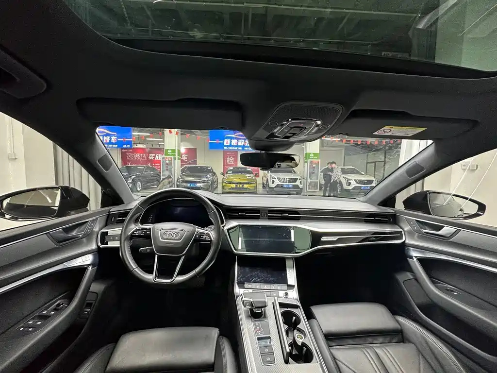 AUDI A7 2022