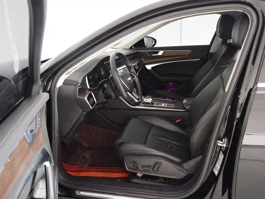 AUDI A6L 2020