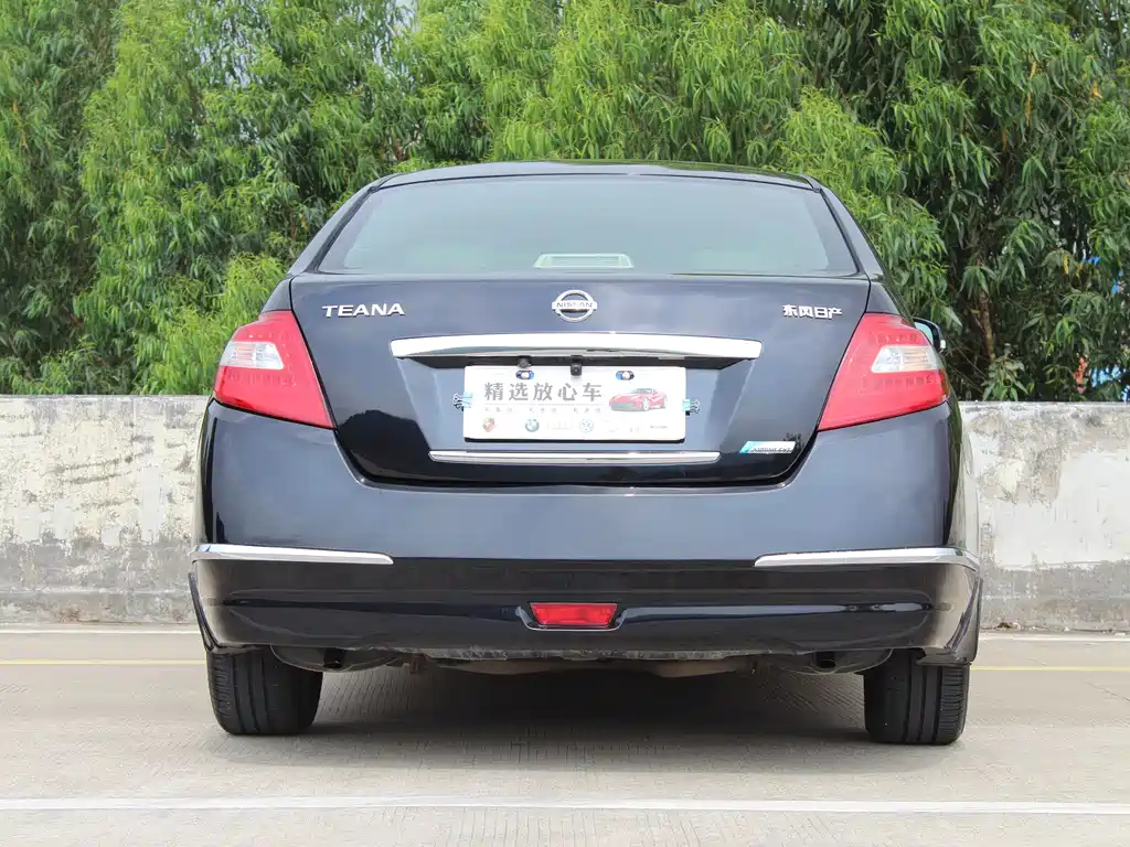 NISSAN TEANA 2009
