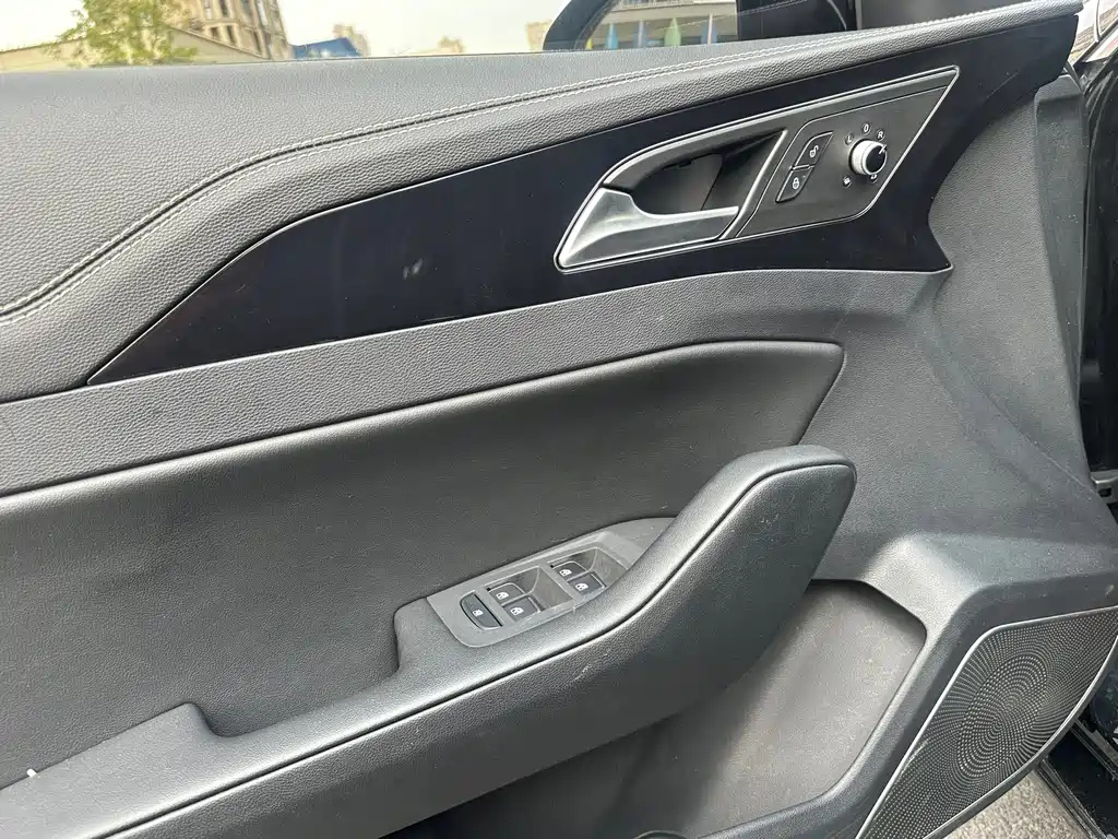 HONGQI H5 2020