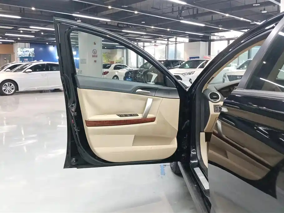 MG MG6 2013