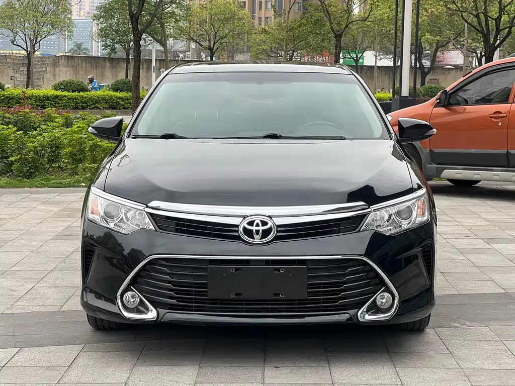 TOYOTA CAMRY 2017