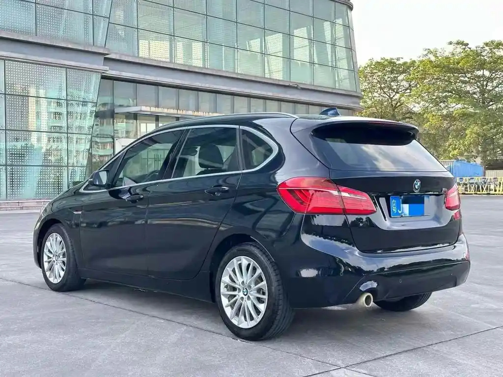 BMW 2-SERIES STATION WAGON 2018