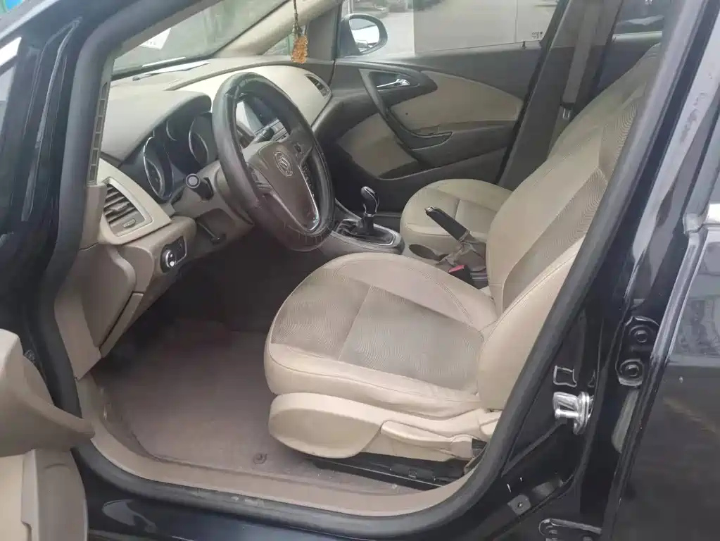 BUICK EXCELLE 2014