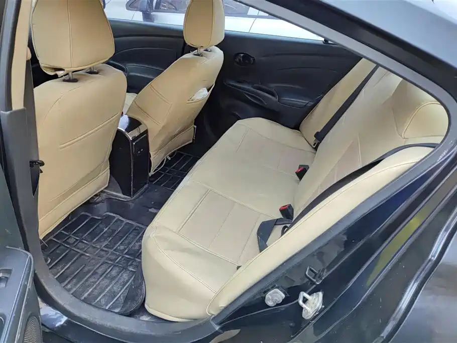 NISSAN SUNNY 2013