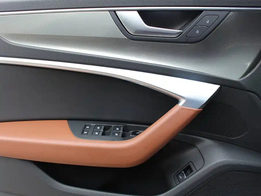AUDI A6L 2021