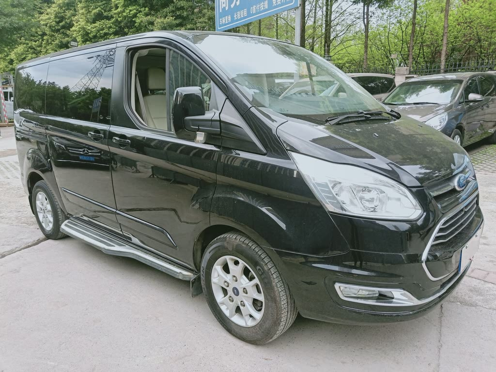 FORD TOUREO 2016