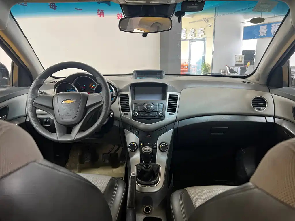 CHEVROLET CRUZE 2013