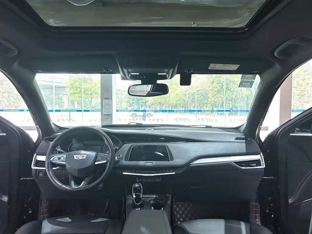 CADILLAC XT4 2020