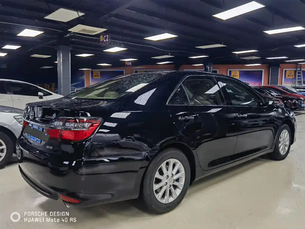 TOYOTA CAMRY 2017