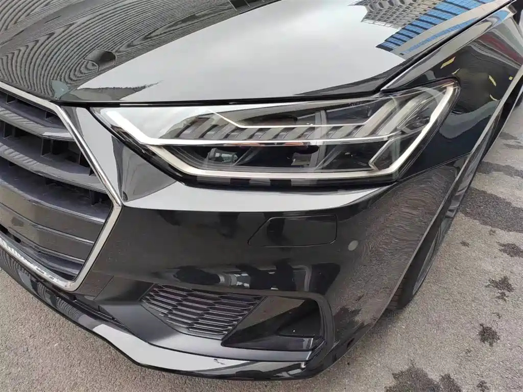 AUDI A7 2024