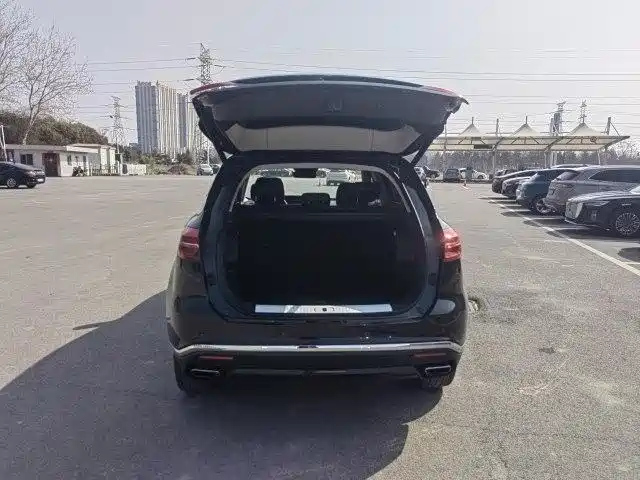 HONGQI HS5 2022