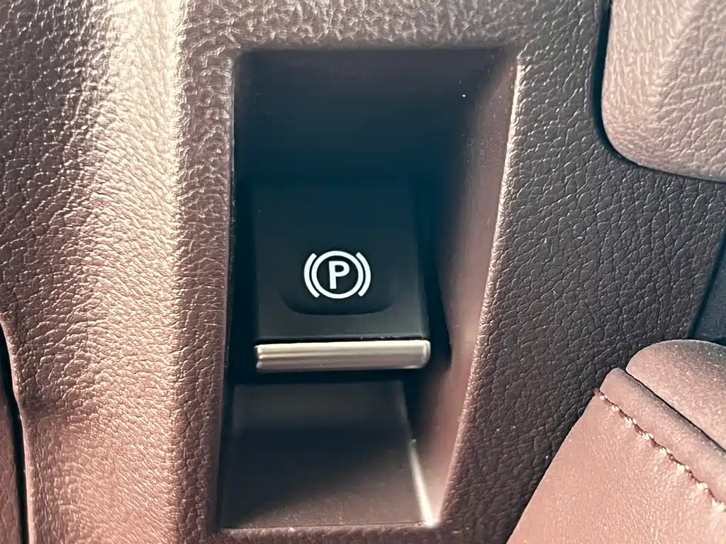 LEXUS ES 2019