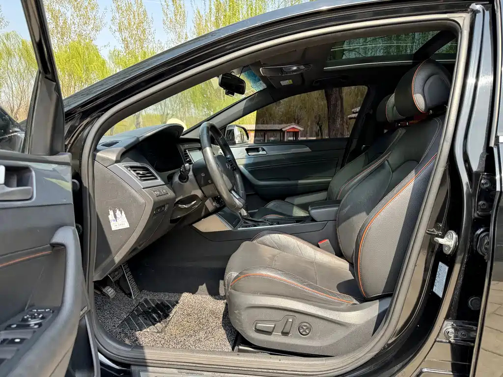 HYUNDAI SONATA 2015