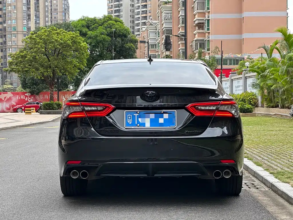 TOYOTA CAMRY 2023