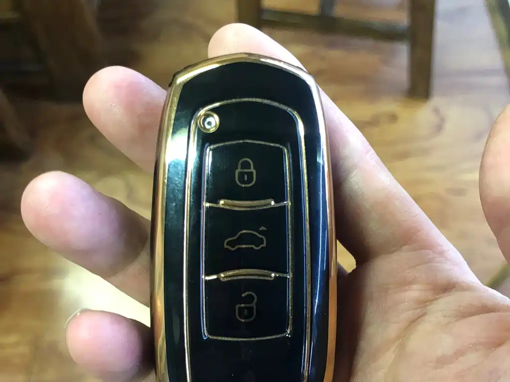 GEELY AUTO EMGRAND 2016