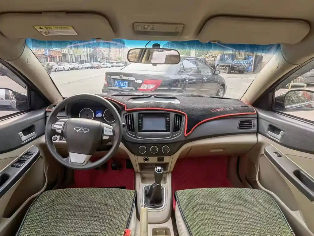 CHERY E5 2011