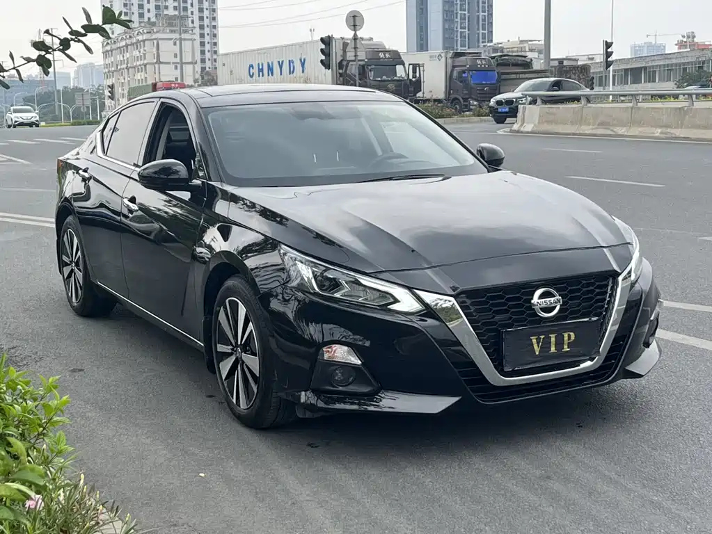 NISSAN TEANA 2021