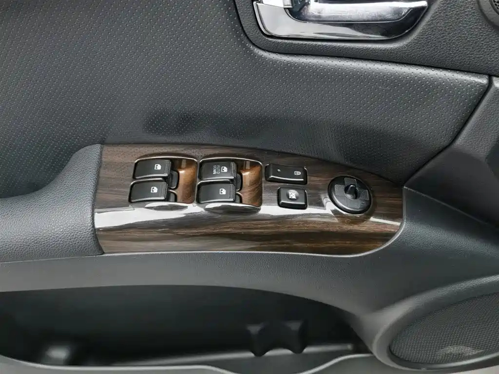 KIA SPORTAGE 2015