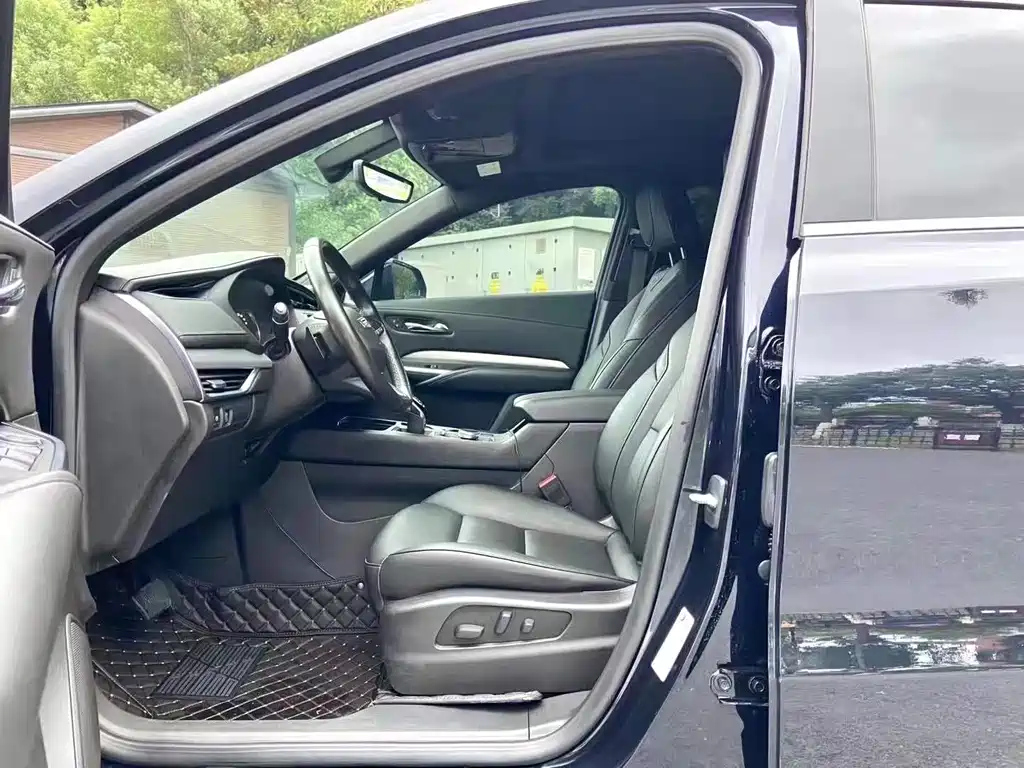 CADILLAC XT4 2020