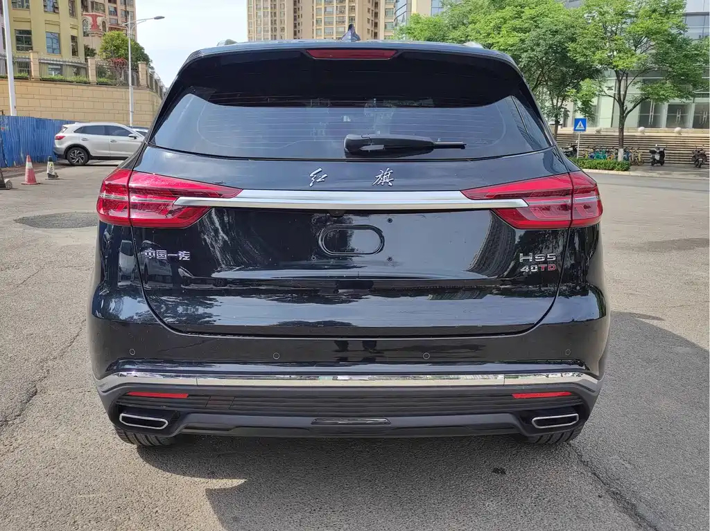 HONGQI HS5 2022