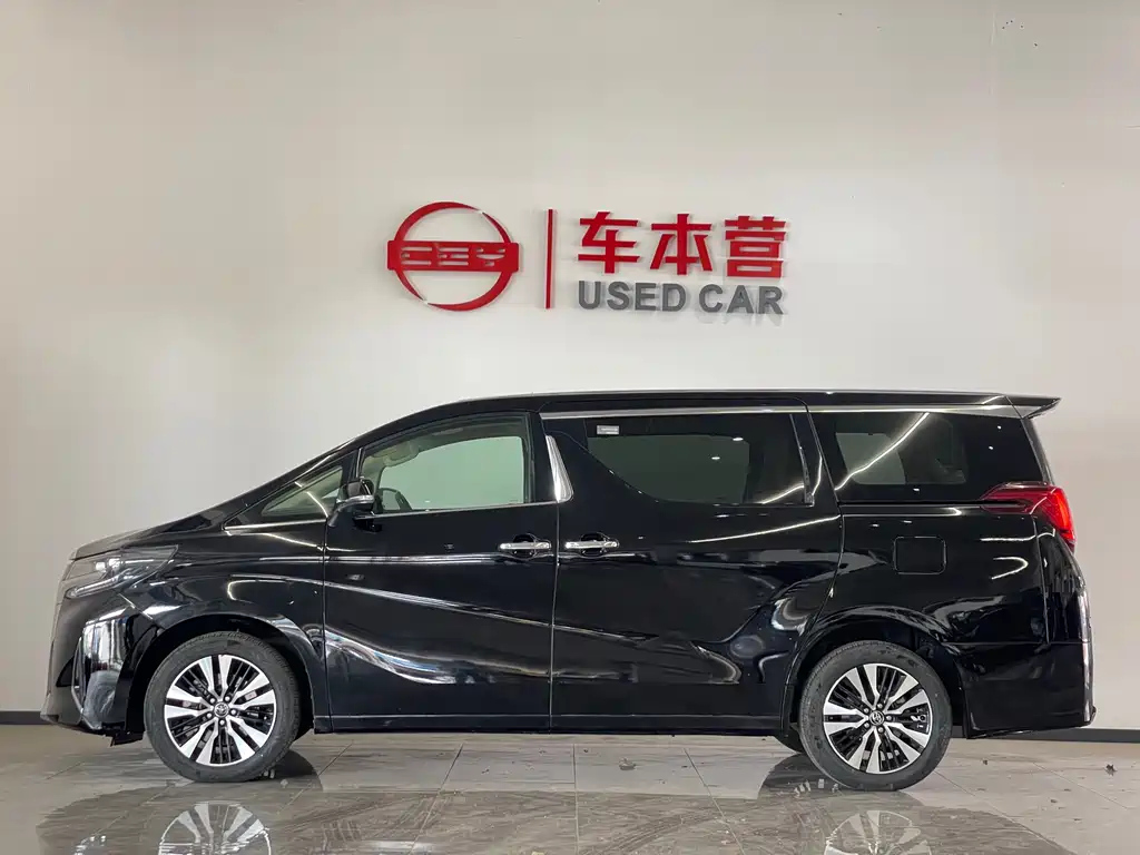 TOYOTA ALPHARD 2018