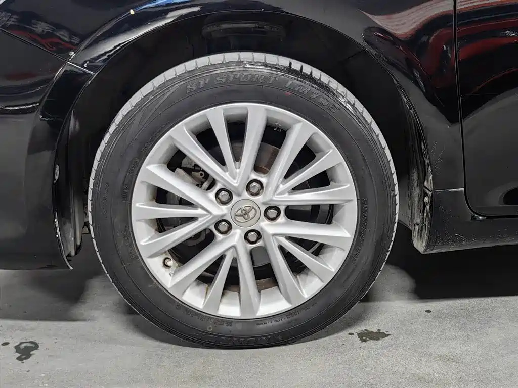 TOYOTA CAMRY 2016
