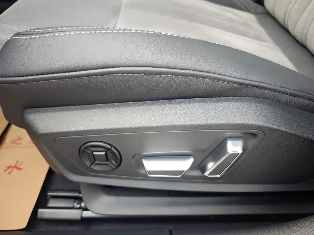 AUDI A6L 2024