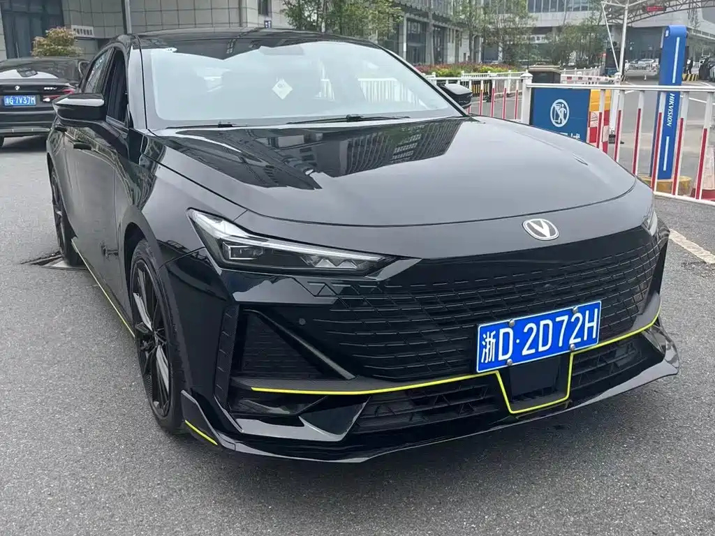 CHANGAN UNI-V 2024