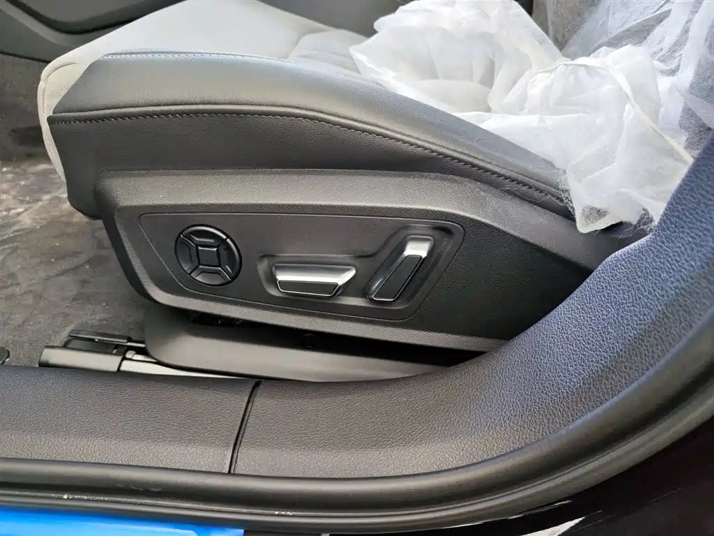 AUDI A6L 2024
