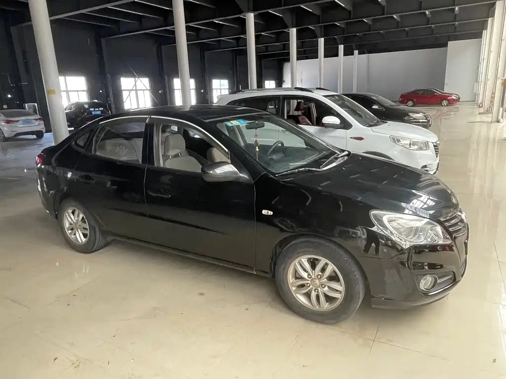HYUNDAI CELESTA 2011