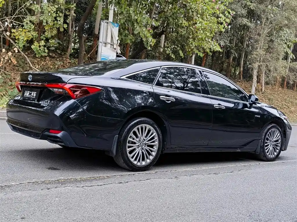 TOYOTA AVALON 2021