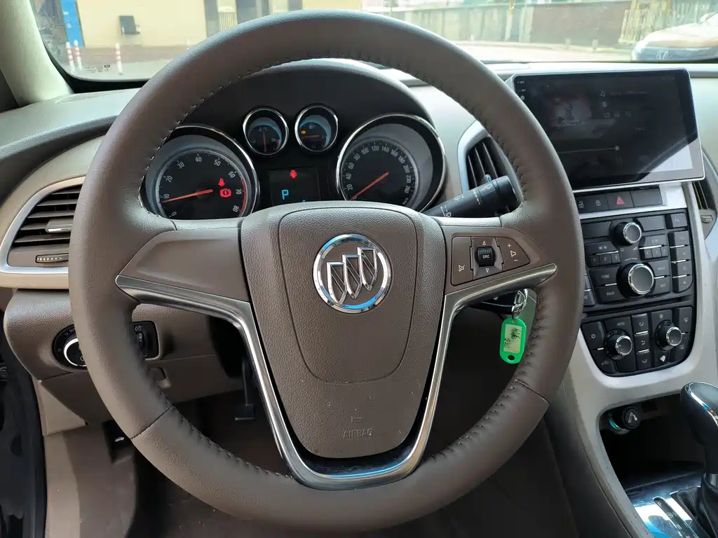 BUICK EXCELLE 2013