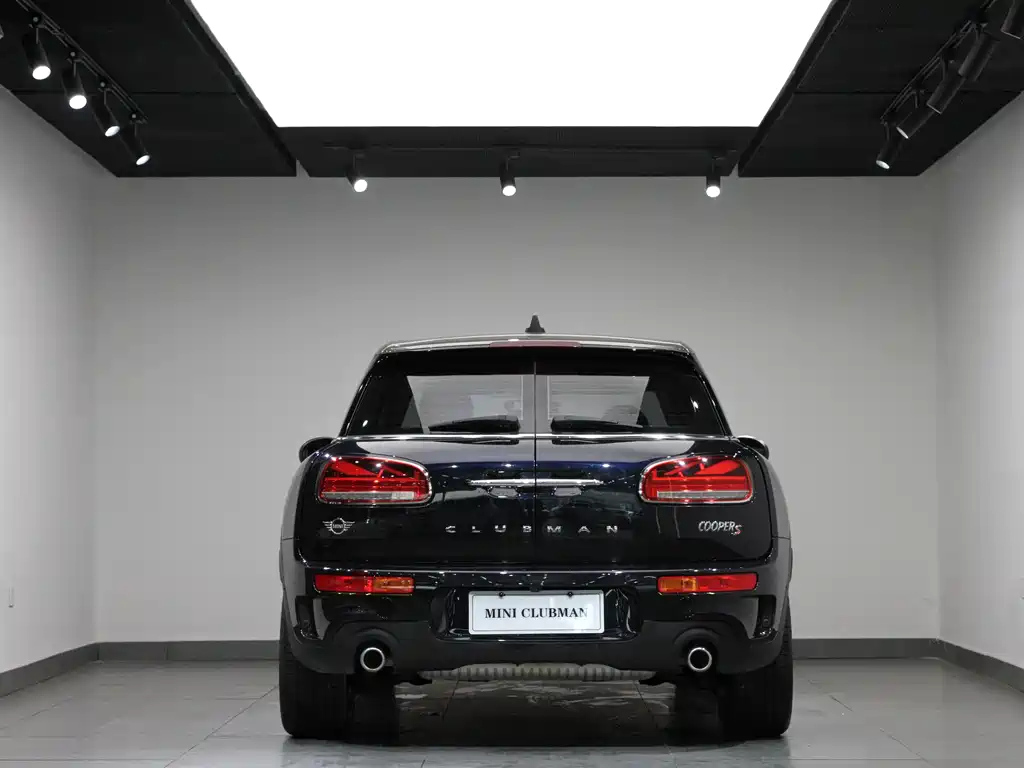 MINI CLUBMAN 2022