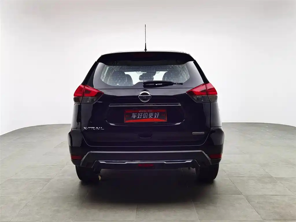 NISSAN X-TRAIL 2018