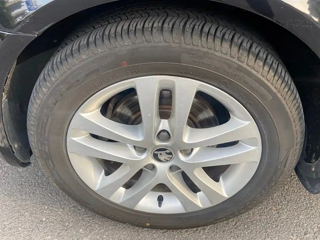 SKODA OCTAVIA 2013