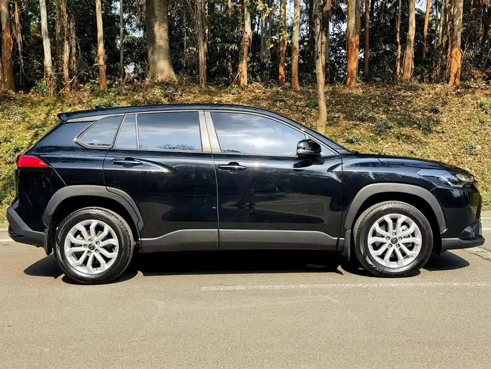 TOYOTA FRONTLANDER 2022