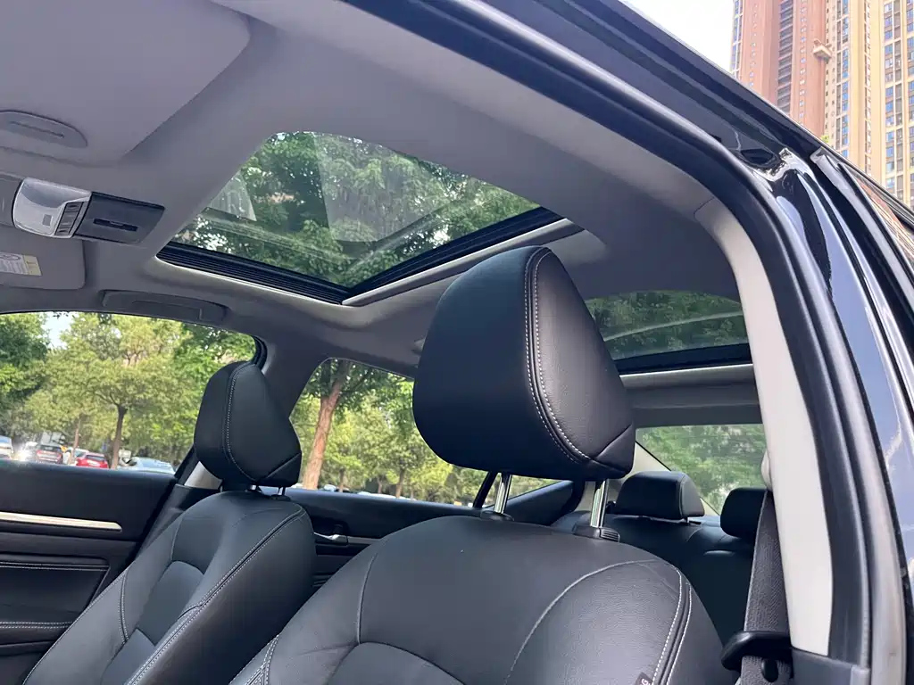 NISSAN TEANA 2021