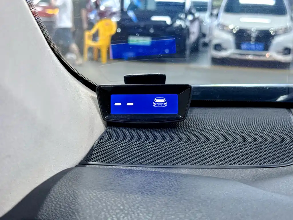 TOYOTA CAMRY 2016