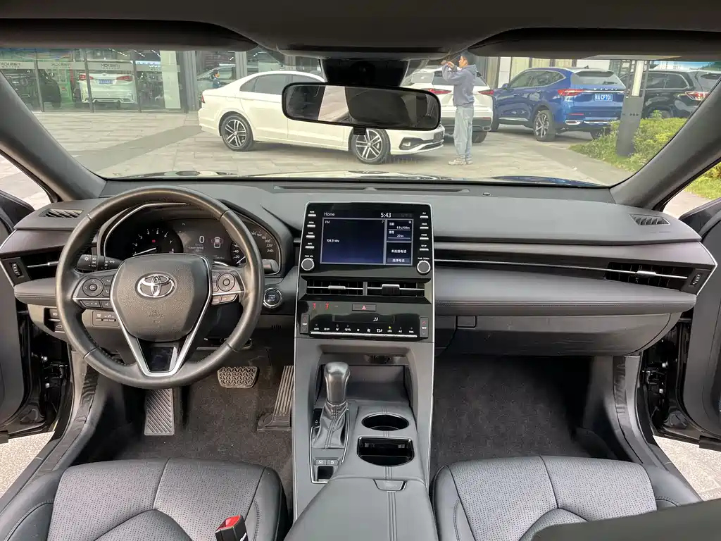 TOYOTA AVALON 2020