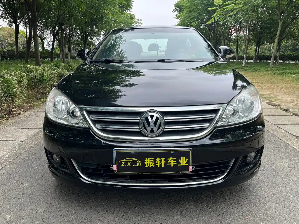 VOLKSWAGEN LAVIDA 2010